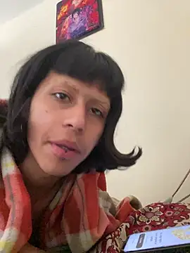 boysLittle online show from November 14, 2025, 6:50 pm