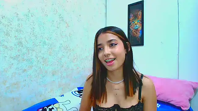 Rousse violett online show from February 28, 2025, 10:50 pm