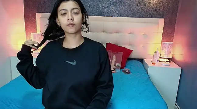 Snapshot of gabriela_cortez chatting on February 10, 2025, 7:38 pm gabriela cortez online show from February 10, 2025, 7:38 pm