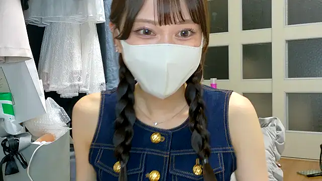 Snapshot of riken_jp chatting on October 8, 2025, 2:36 pm riken jp online show from October 8, 2025, 2:36 pm