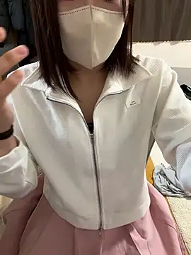 sakuchaaa 2525 online show from March 17, 2026, 7:06 pm