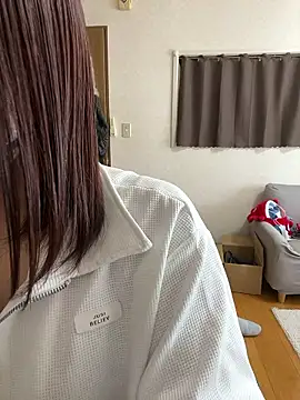 sakuchaaa 2525 online show from May 4, 2026, 12:06 am