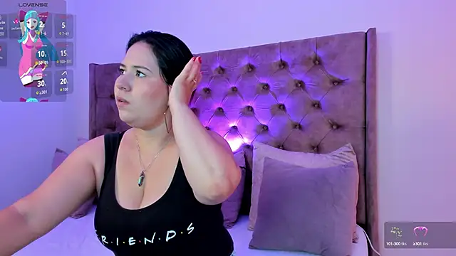 zoes milee online show from October 15, 2025, 11:21 am