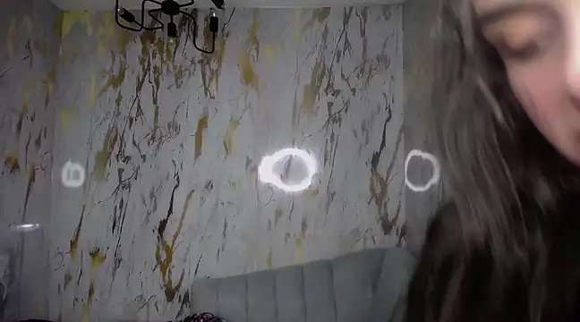 Snapshot of Sarita_v_ chatting on February 13, 2025, 6:48 pm Sarita v online show from February 13, 2025, 6:48 pm