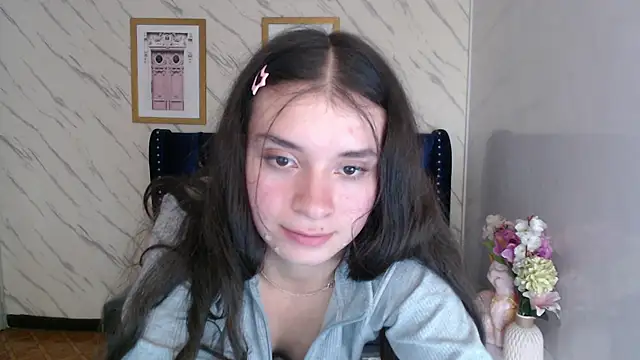 Snapshot of Sarita_v_ chatting on March 6, 2025, 6:59 pm Sarita v online show from March 6, 2025, 6:59 pm