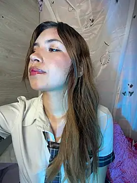 Selesumii online show from February 25, 2026, 4:11 am