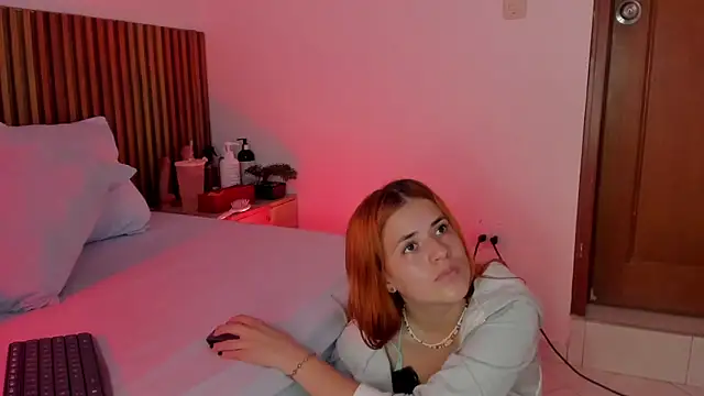 alliss ginger  online show from September 15, 2025, 7:47 pm