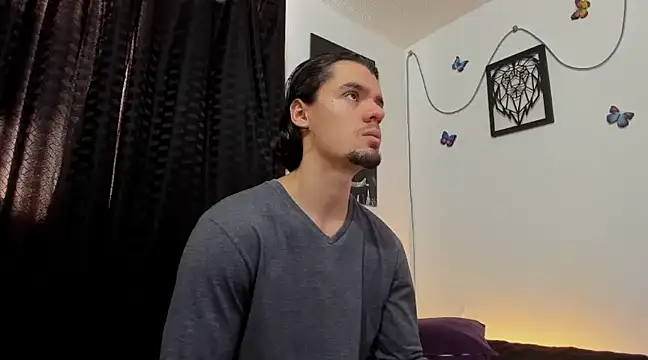 maxi styles online show from January 28, 2025, 5:03 pm