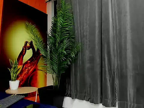 maxi styles online show from February 20, 2026, 11:54 am