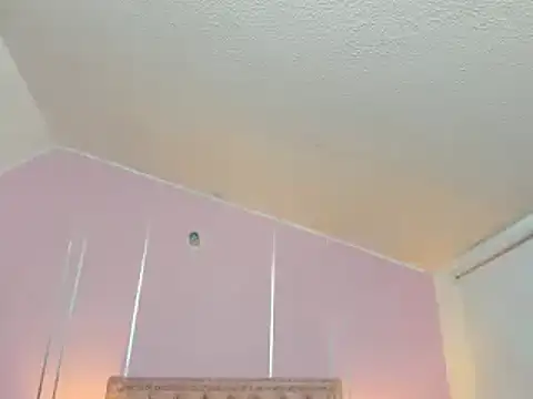 NoaLuxury online show from March 22, 2025, 7:57 am