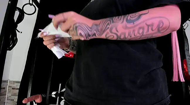 amyswallow7 online show from February 14, 2025, 3:00 am