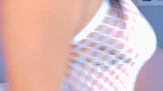 AlynAllen online show from November 12, 2025, 7:46 pm