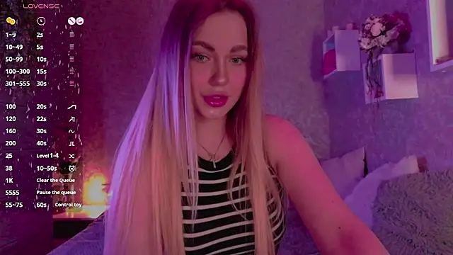 Snapshot of Mika_Rayy chatting on March 11, 2025, 6:32 am Mika Rayy online show from March 11, 2025, 6:32 am