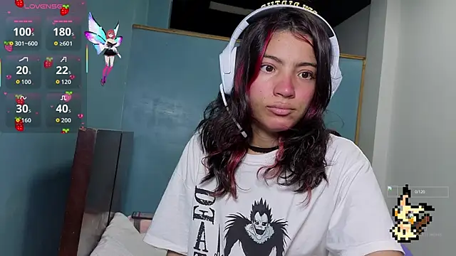 Lovelyamyy online show from September 18, 2025, 3:36 pm