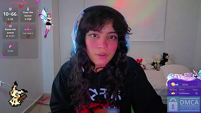 Lovelyamyy online show from April 8, 2026, 2:33 am