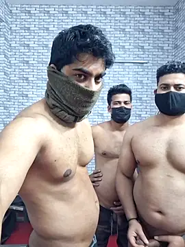 vaibhavchugh38 online show from January 31, 2026, 7:11 pm