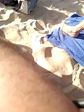 Snapshot of MountJohnXL chatting on December 3, 2025, 4:05 pm MountJohnXL online show from December 3, 2025, 4:05 pm