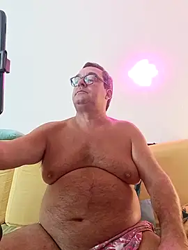 Snapshot of MountJohnXL chatting on February 21, 2026, 1:17 am MountJohnXL online show from February 21, 2026, 1:17 am