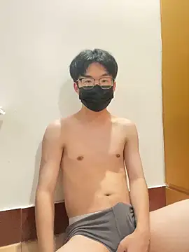 Snapshot of yfx468 chatting on October 11, 2025, 2:15 pm yfx468 online show from October 11, 2025, 2:15 pm