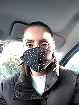 Akemi rossi online show from November 5, 2025, 2:17 pm