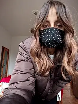 Akemi rossi online show from November 28, 2025, 9:45 am