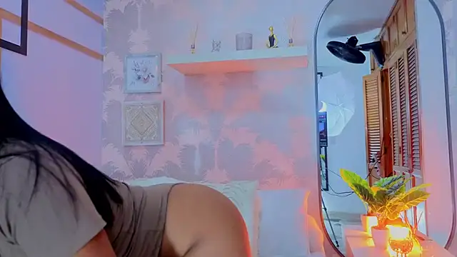 CharlotteGraay online show from March 10, 2026, 7:52 pm