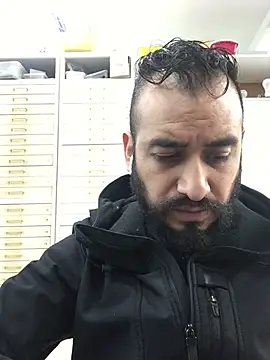 leonardohot1987 online show from February 13, 2025, 5:11 pm