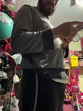 leonardohot1987 online show from February 19, 2025, 4:12 am