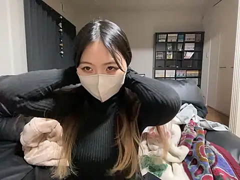 yazawa oO online show from April 22, 2026, 1:23 pm