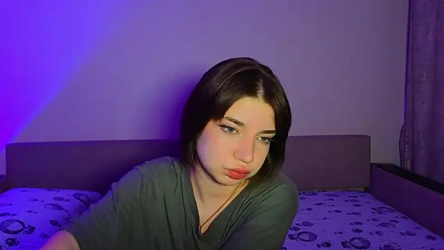 CassJonn online show from December 5, 2025, 6:48 pm