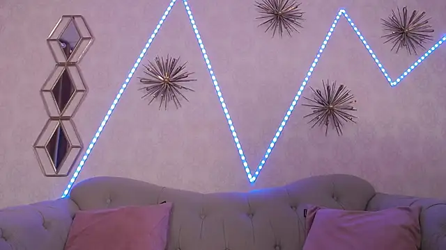 BustyEva  online show from September 13, 2025, 3:28 am