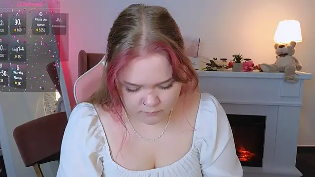 Erica  Alta online show from September 17, 2025, 5:42 am