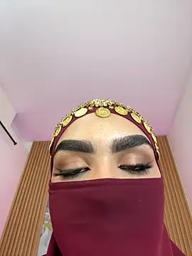 Snapshot of Maissa_Alabi chatting on May 13, 2026, 7:00 pm Maissa Alabi online show from May 13, 2026, 7:00 pm