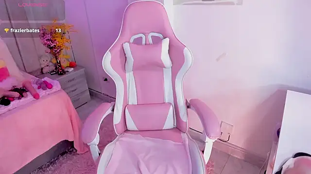 Snapshot of tamy_xoo chatting on March 2, 2025, 10:48 pm tamy xoo online show from March 2, 2025, 10:48 pm