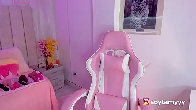 Snapshot of tamy_xoo chatting on March 12, 2025, 9:13 pm tamy xoo online show from March 12, 2025, 9:13 pm