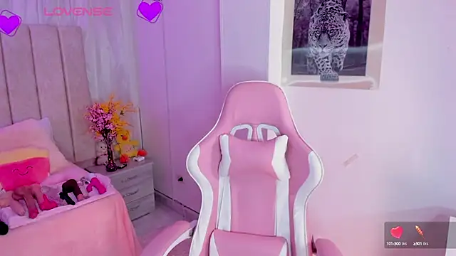 Snapshot of tamy_xoo chatting on March 18, 2025, 9:43 pm tamy xoo online show from March 18, 2025, 9:43 pm