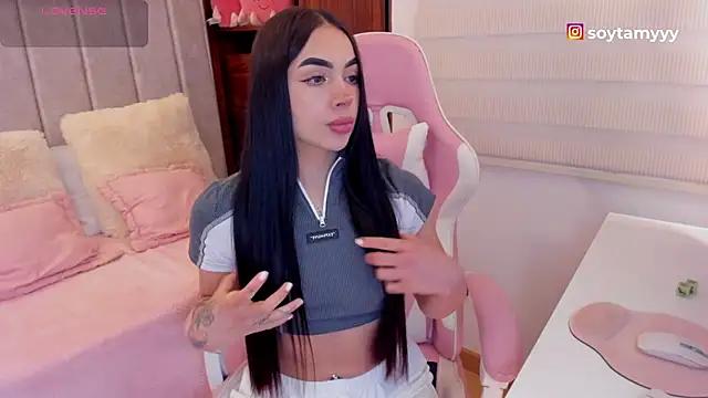 Snapshot of tamy_xoo chatting on September 14, 2025, 5:23 pm tamy xoo online show from September 14, 2025, 5:23 pm