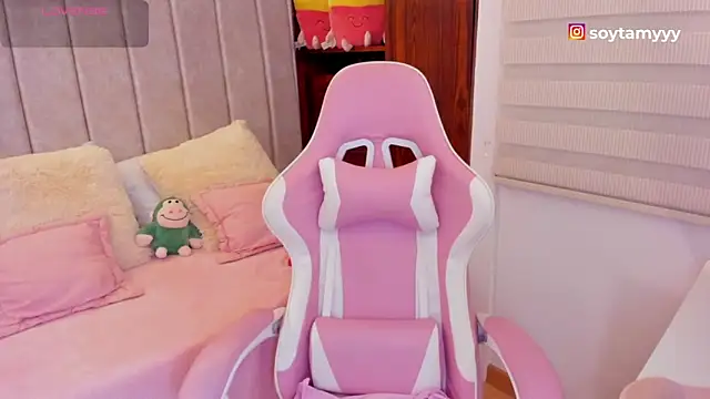 Snapshot of tamy_xoo chatting on September 17, 2025, 7:04 pm tamy xoo online show from September 17, 2025, 7:04 pm