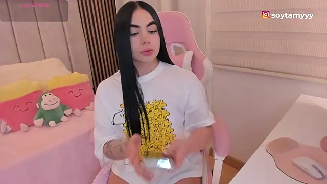 Snapshot of tamy_xoo chatting on October 22, 2025, 5:56 pm tamy xoo online show from October 22, 2025, 5:56 pm