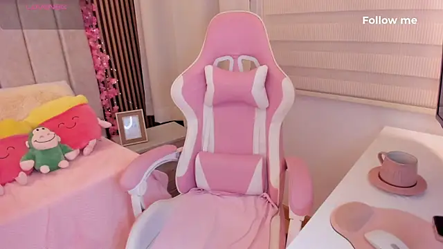 Snapshot of tamy_xoo chatting on November 18, 2025, 6:12 pm tamy xoo online show from November 18, 2025, 6:12 pm