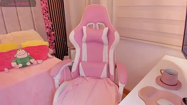 Snapshot of tamy_xoo chatting on December 17, 2025, 6:58 pm tamy xoo online show from December 17, 2025, 6:58 pm