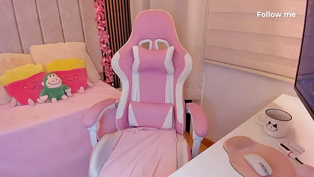 Snapshot of tamy_xoo chatting on February 14, 2026, 4:48 pm tamy xoo online show from February 14, 2026, 4:48 pm