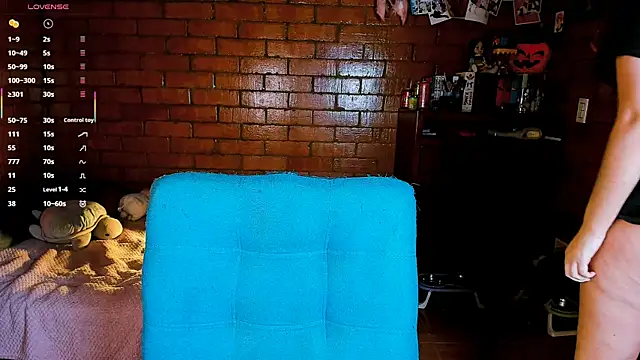 Annycolin  online show from February 5, 2026, 2:38 am