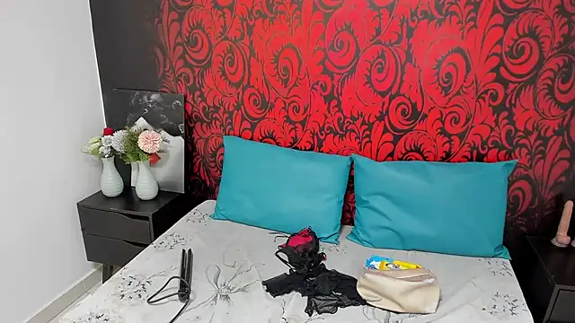 HornyRouse  online show from October 23, 2025, 9:35 pm