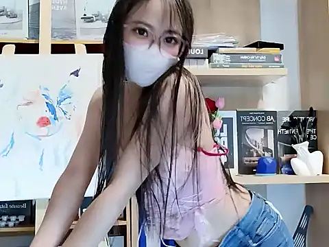 Lush-Office online show from September 17, 2025, 8:27 am