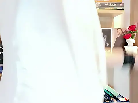 Lush-Office online show from October 27, 2025, 7:01 am