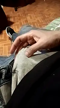 Snapshot of Mimi-yedo25 chatting on January 18, 2025, 9:02 am Mimi-yedo25 online show from January 18, 2025, 9:02 am