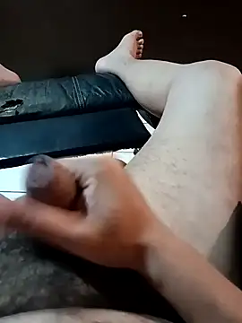 Snapshot of Mimi-yedo25 chatting on March 13, 2025, 6:05 am Mimi-yedo25 online show from March 13, 2025, 6:05 am