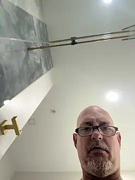 Snapshot of carlospingalinda chatting on January 17, 2025, 10:12 pm carlospingalinda online show from January 17, 2025, 10:12 pm