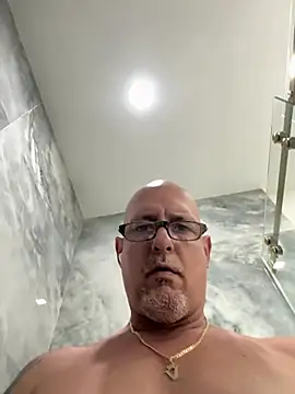 Snapshot of carlospingalinda chatting on February 2, 2025, 5:48 pm carlospingalinda online show from February 2, 2025, 5:48 pm